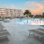 Olympia 4*