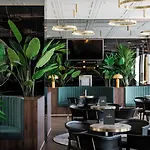 Olympia Hotel 4*