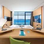 Olympia Hotel 4*