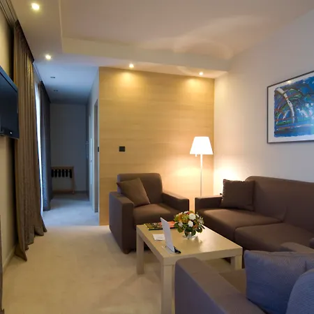 奥林匹亚酒店 4*