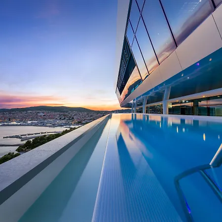 Hotel Olympia 4*