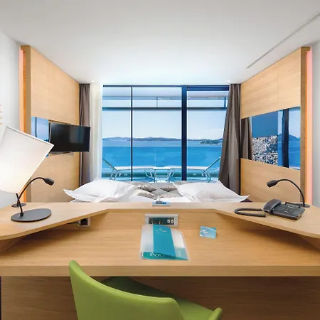 Olympia Hotel 4*