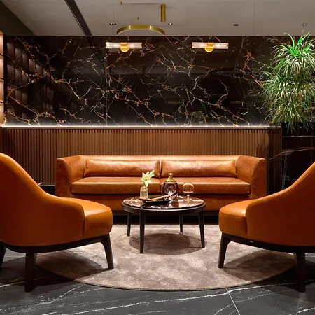 Olympia Hotel 4*